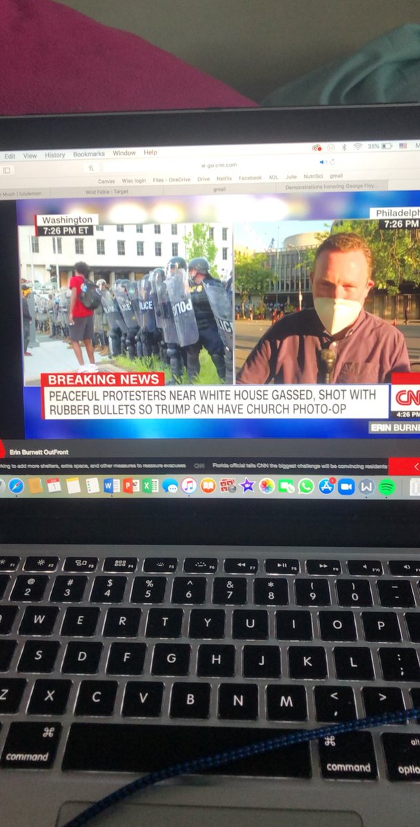 Libby_Fern88's tweet photo. I simply cannot fathom that this is a real headline. https://t.co/utNF3R4z8y