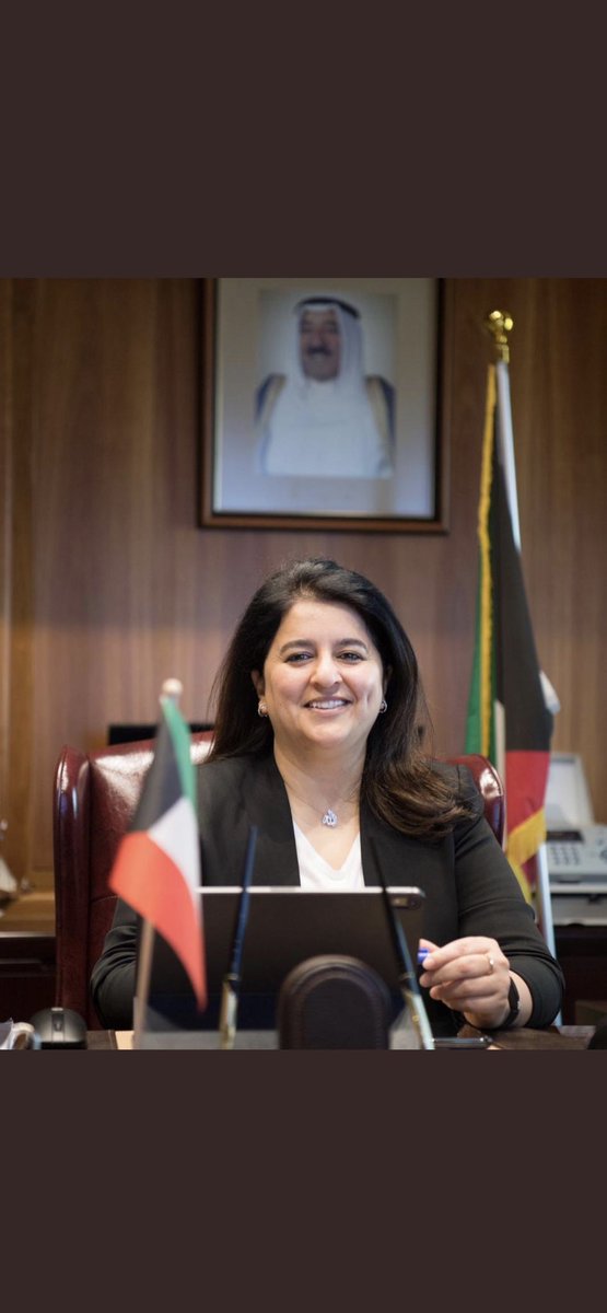 رنا الفارس 

الوزيره الفارسه 

✔️