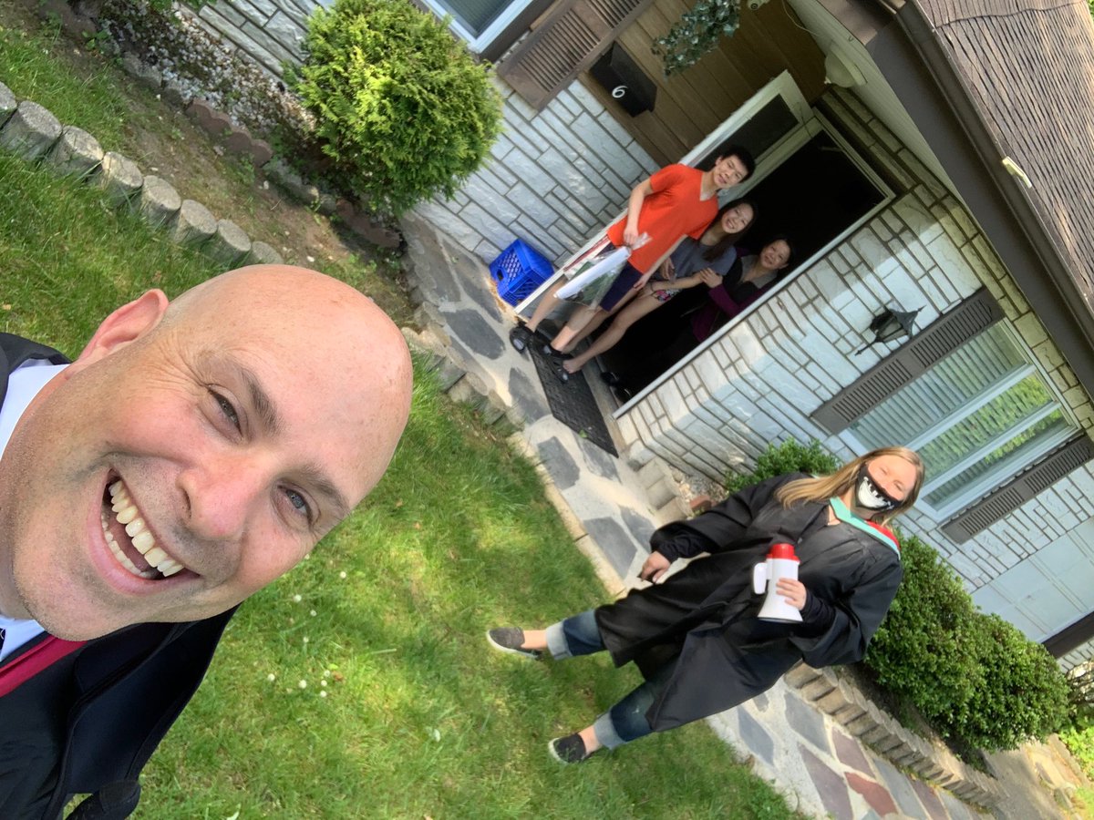 Danielle Rosenzweig tweet media