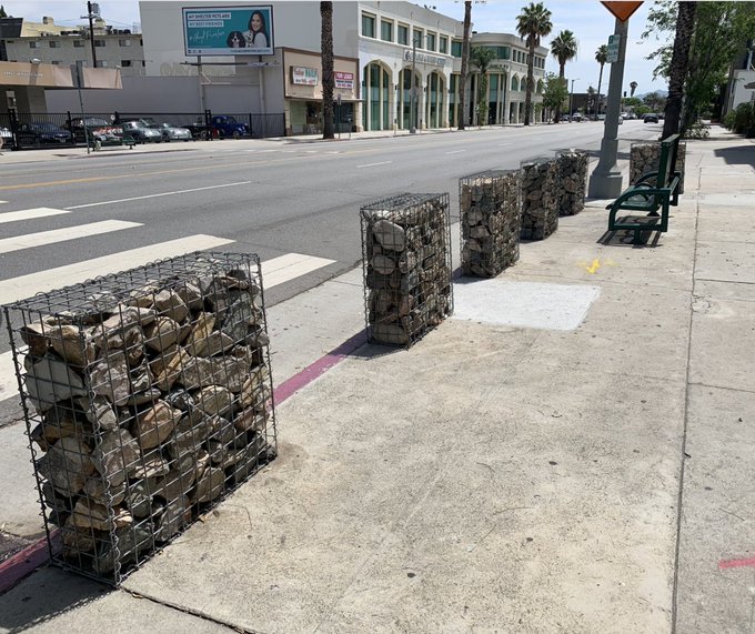 View image on Twitter