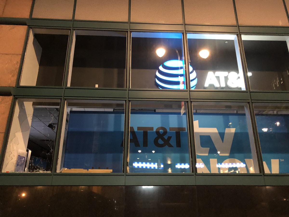The ATT store at East 44th Street and Lex, across from Grand Central
