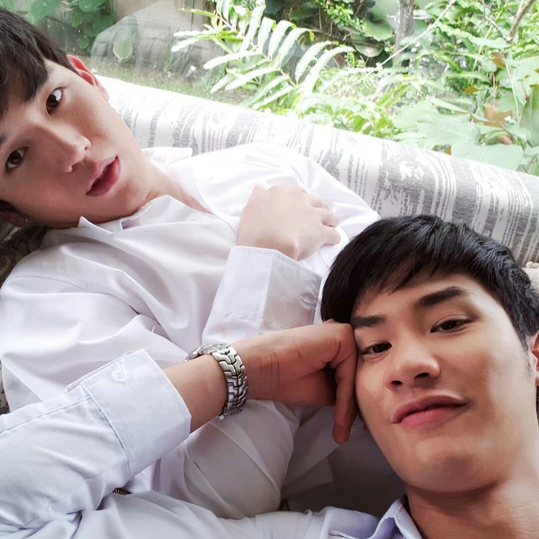 newttpm's tweet photo. TAYNEW

All Day🌞          and          All Night🌙 https://t.co/sWvHUo26HJ