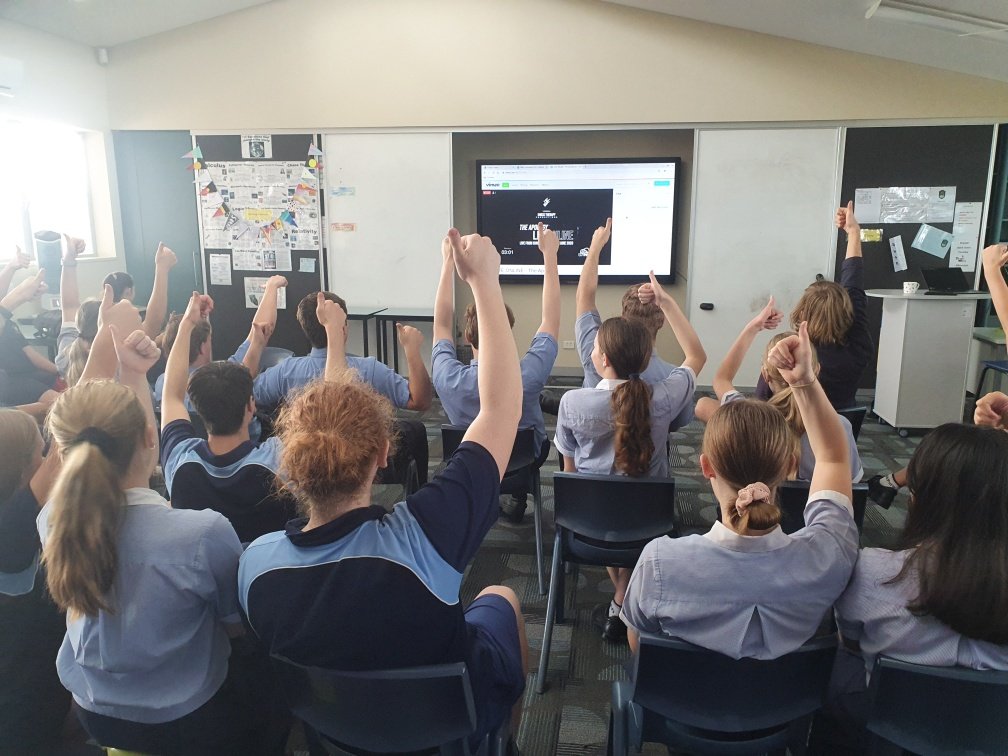 Davidcarberry7's tweet photo. Yesterday afternoon we had students in Gympie tune in to Shock Therapy's live stream of "The Apology" from #SunPac theatre. "The kids loved the show..the quality of acting and directorial choices..can't wait to have you back"-St Patrick's @AusCouncilArts @qldlivestream https://t.co/HDPYcl1HDy