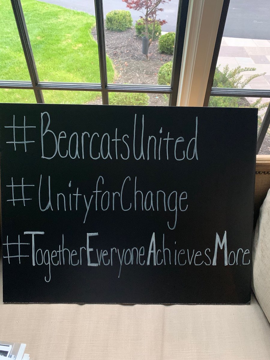 CoachTenuta's tweet image. #BearcatsUnited #UnityForChange #TogetherEveryoneAchievesMore