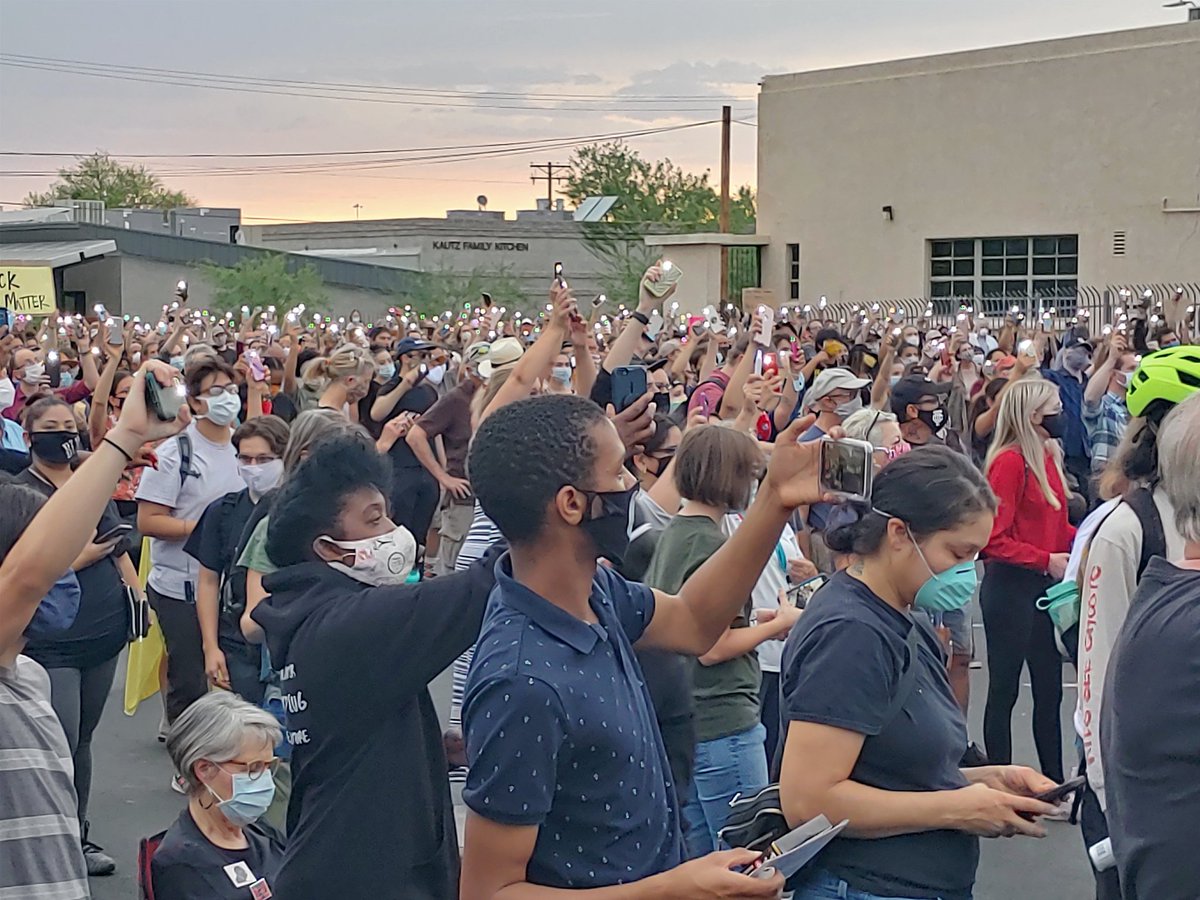 Holding up cell phone lights to honor #GeorgeFloyd in #Tucson