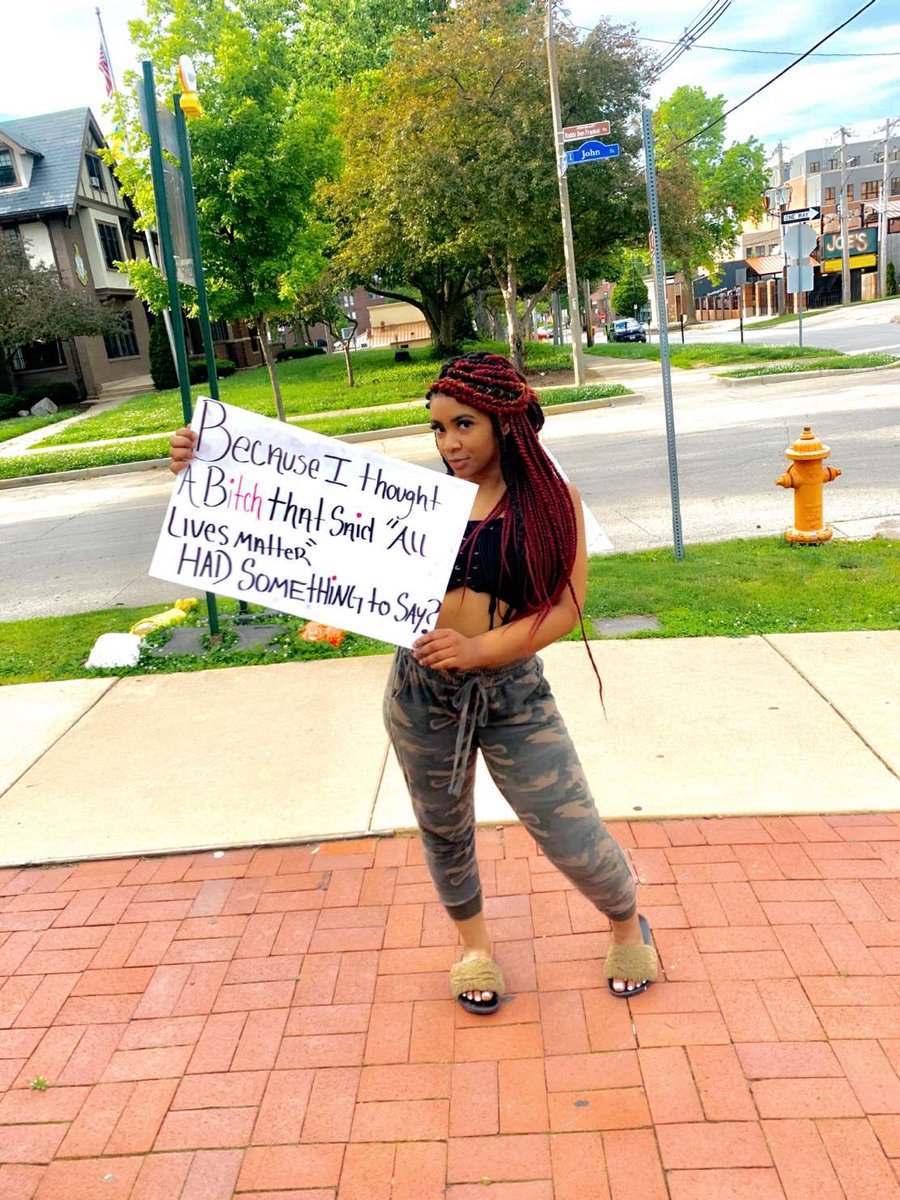 DiamondDoll98's tweet photo. Because i thought a bitch who said “all lives matter” had something to say ? 👀 https://t.co/lY1lisZrXg