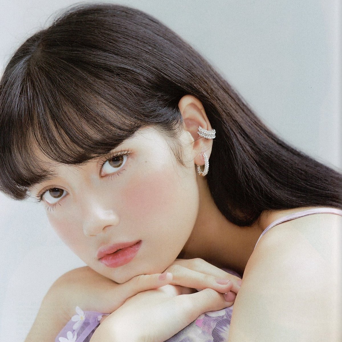 LISANATIONS_'s tweet photo. [INFO] 200602 — YG Entertainment confirms BLACKPINK Lisa was swindled 1 billion KRW by her former manager. Lisa wishes for a smooth settlement.

🔗https://t.co/ovYG0G4nox https://t.co/Ge0V0jLoOH
