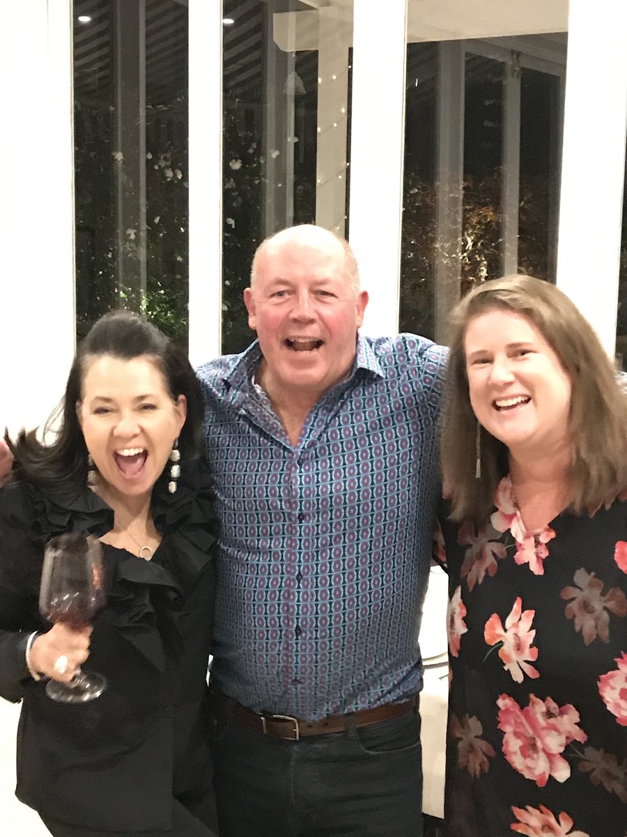 Get Global tweet media