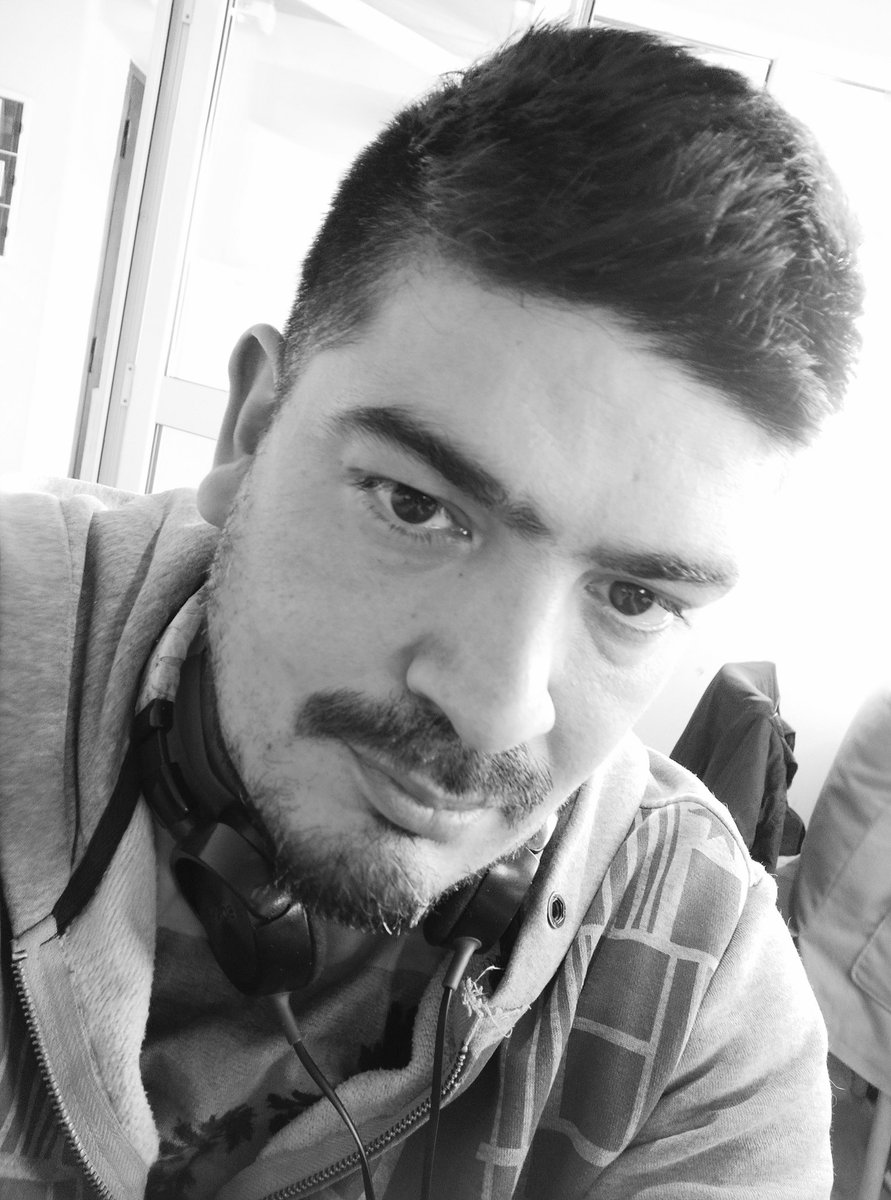cristianmdavid's tweet photo. Un corte y una quebrada https://t.co/fw51ldAjmC
