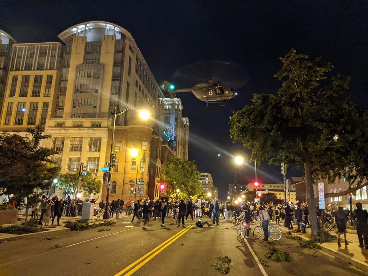 tomsherwood's tweet photo. Just another Monday night in downtown DC. https://t.co/ywzp0xI07w
