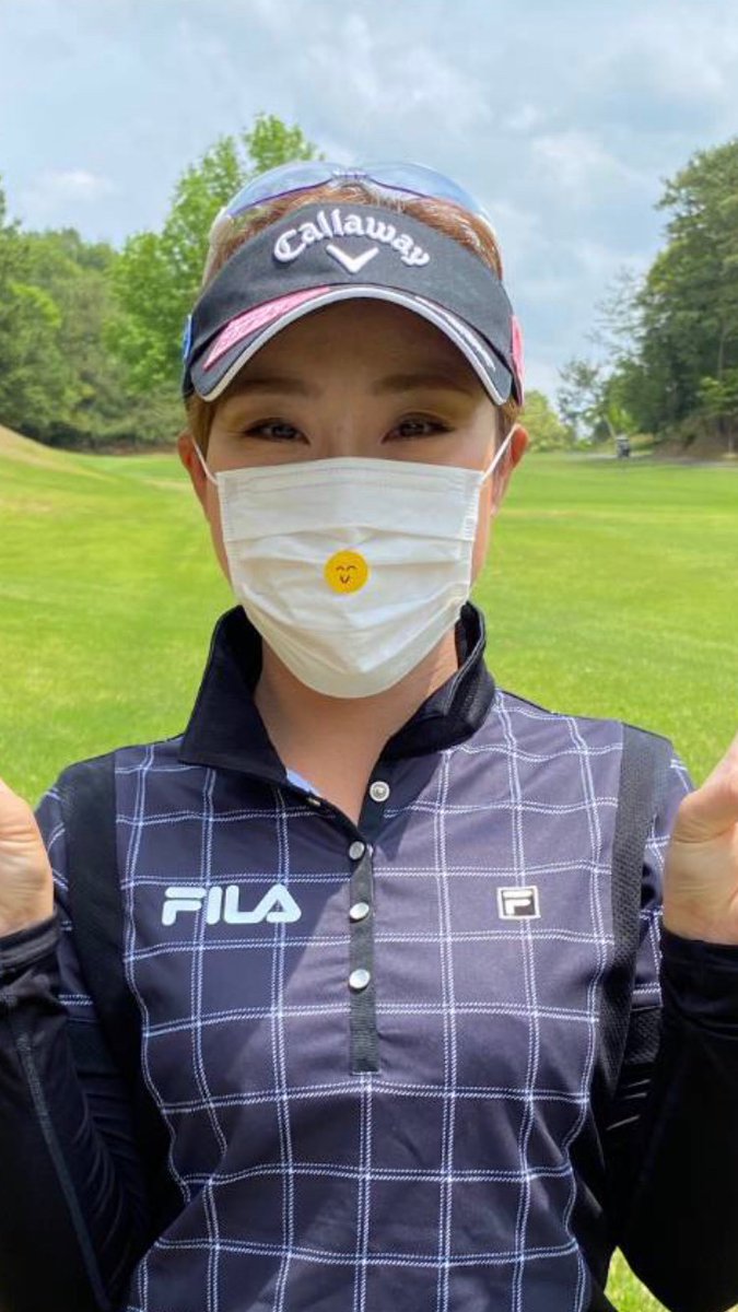 SmileMask2020's tweet photo. 【第2弾】#jointone 所属の #女子プロゴルファー の皆さんが #スマイルマスク運動 に参加してくださいました🙂🙃 今期のプレーが見られる日を楽しみに待ってます⛳️
#横峯さくら プロ
#青木瀬令奈 プロ
#鈴木麻綾 プロ
#木村彩子 プロ
#岡山絵里 プロ
#西村優菜 プロ
#女子ゴルフ
#ゴルフ
#SmileMask https://t.co/mHol44AOw2