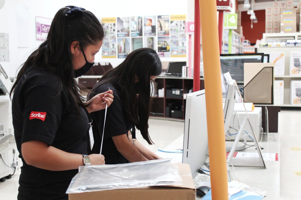 #BuenasNoticias 👏 | @OfficeMax_mx sucursal Hermanos Serdán, se suma a las buenas acciones con donación de caretas protectoras para nuestro personal de salud.
Gracias por su aportación en estos momentos. https://t.co/TeRMK5wx6s