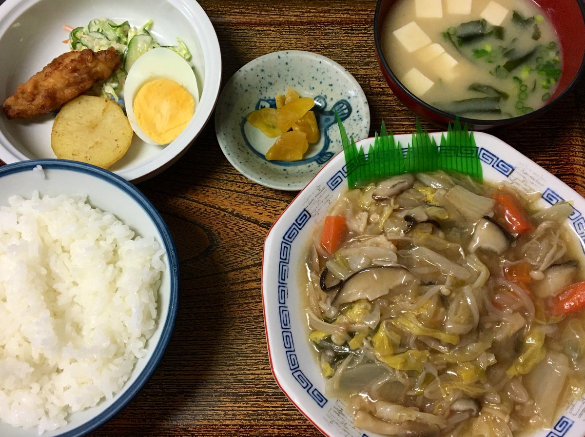 お食事処 オアシス 本日の日替わり定食は あんかけ野菜炒め定食 Or サンマ焼き定食 です 姫路市 日替わり定食