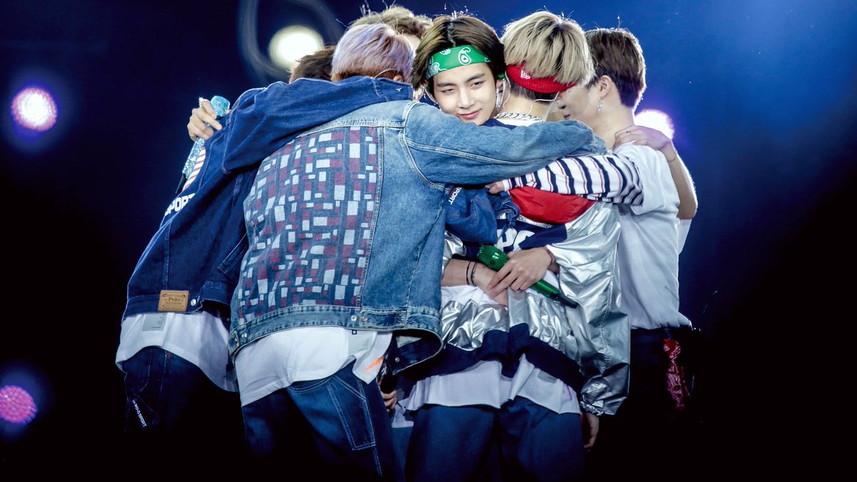 𝑑𝑎𝑖𝑖 🪭 VAI VER O BTS E ENHYPEN tweet media