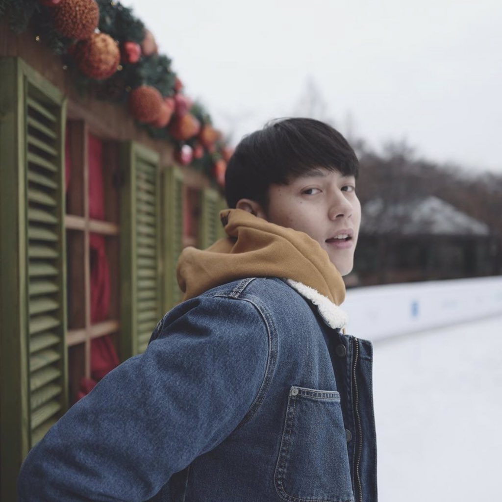 markkprinn's tweet photo. จะเปลี่ยนรูปโปรไฟล์ ช่วยเลือกหน่อยครับ รูปไหนดีหว่าาาา ความจริงก็หล่อมันทุกรูปแหละเนอะ 55555 #หมากปริญ #อกเกือบหักแอบรักคุณสามี https://t.co/1yNz99MHDi