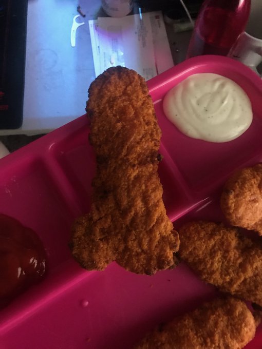 When ur food decides to cheer you up. Haha meat monday :p https://t.co/JSG3QqAl6b