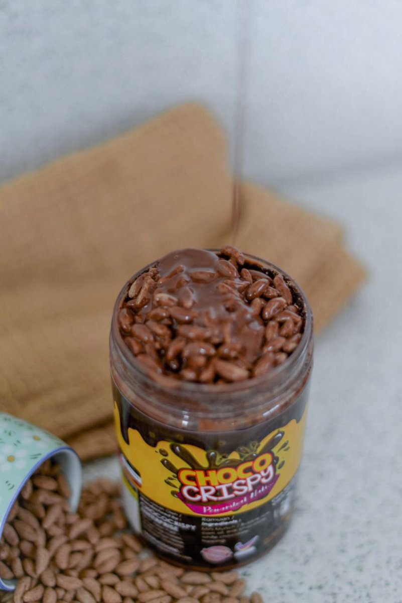 ChocojarRm10's tweet photo. guys stress buat assigment / homework. stress angat kan. jom pekena dengan #chococrispy ni.   choc yang pekat , bertih dan crunch yang rangup 😍

setuju ?? drop your comment ! ✊🏼
50 RT i’ll give duit raya randomly 😍

‼️show me kuasa RT now ‼️ https://t.co/lsfJxWn2sq