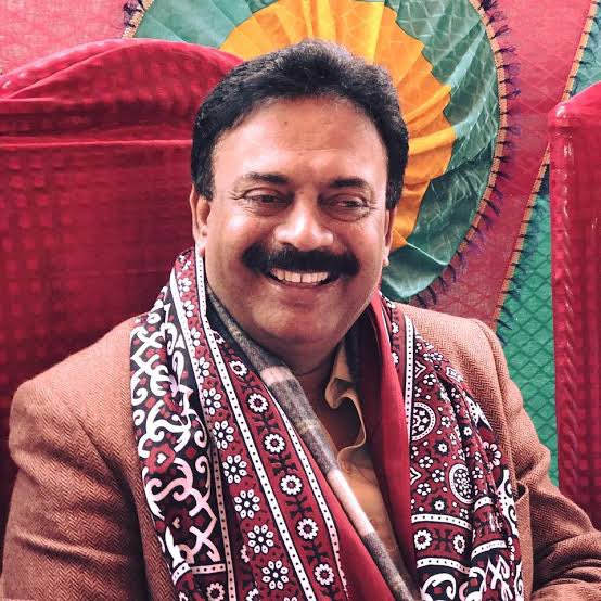 SardarSundrani's tweet photo. میرے بھائیوں جیسے پیارے دوست ڈاکٹر سہراب سرکی کو طبیعت ناساز ہونے پر ہسپتال منطقل کیا گیا ہے، آپ سب سے گزارش ہے کہ ان کی صحتیابی کے لئے دعا کریں.

@SohrabSarki اللہ پاک آپکو اپنی حفظ و امان میں رکھے اور آپ جلد صحتیاب ہوکر ہمارے درمیان شریک ہوں. آمین.

#CoronavirusPandemic https://t.co/OyBKWoSiuR