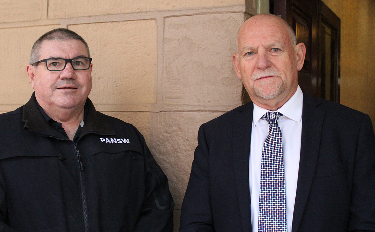 PoliceAssocNSW's tweet photo. Rod Roberts, NSW One Nation, and other Legislative Council Members of Parliament have been speaking out loud and clear against a pay freeze. Support from across the political spectrum in standing alongside with the Police Association has been outstanding. More updates to follow. https://t.co/GdUUKnfUS9