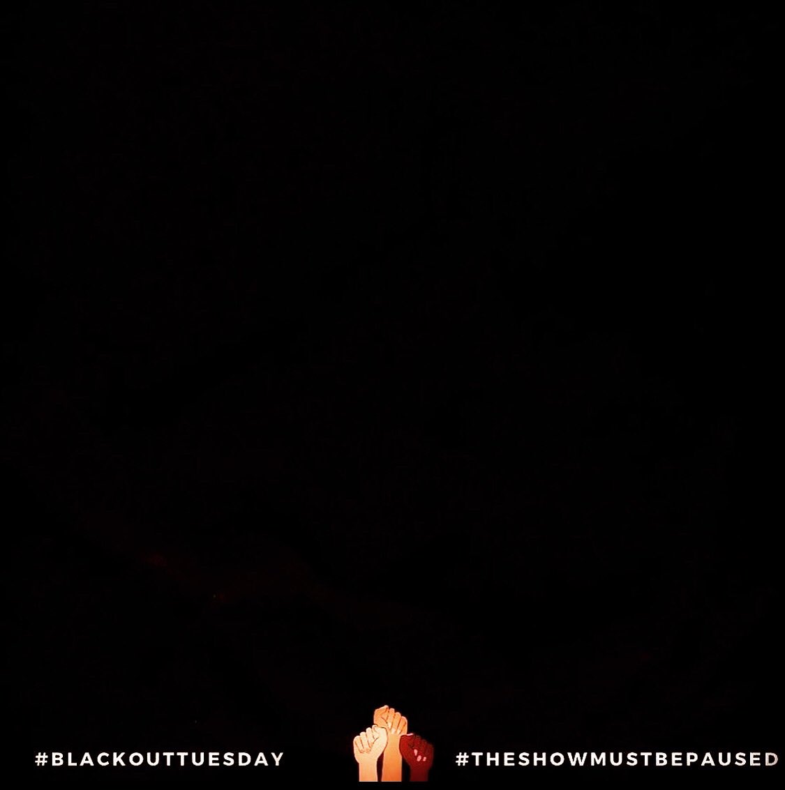 AshikaPindoria's tweet photo. BLACK LIVES MATTER. #BlackOutTuesday 🖤✌🏼✌🏽✌🏾✌🏿🖤 https://t.co/lPCXbgsFi3