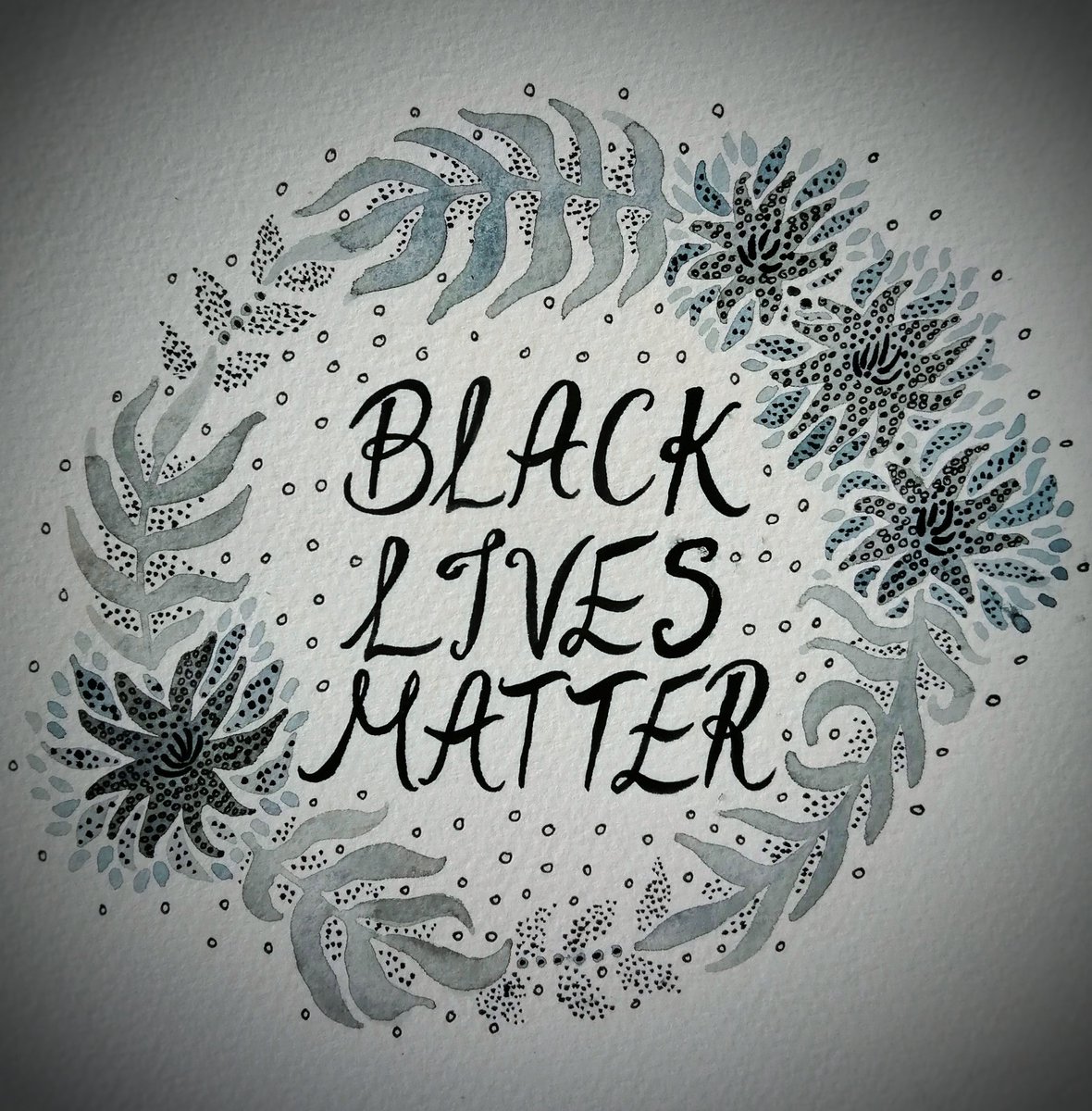 __isobel__'s tweet photo. I understand, I will never understand, however I stand 🖤
#blackouttuesday #justiceforgeorgefloyd
#justiceforfloyd
#justiceforgeorge #theshowmustbepaused
#artistsagainstracism
#racismisreal
#fuckracism
#endracism
#stopracism
#fightracism
#educateyourself https://t.co/UZWqIroR8K