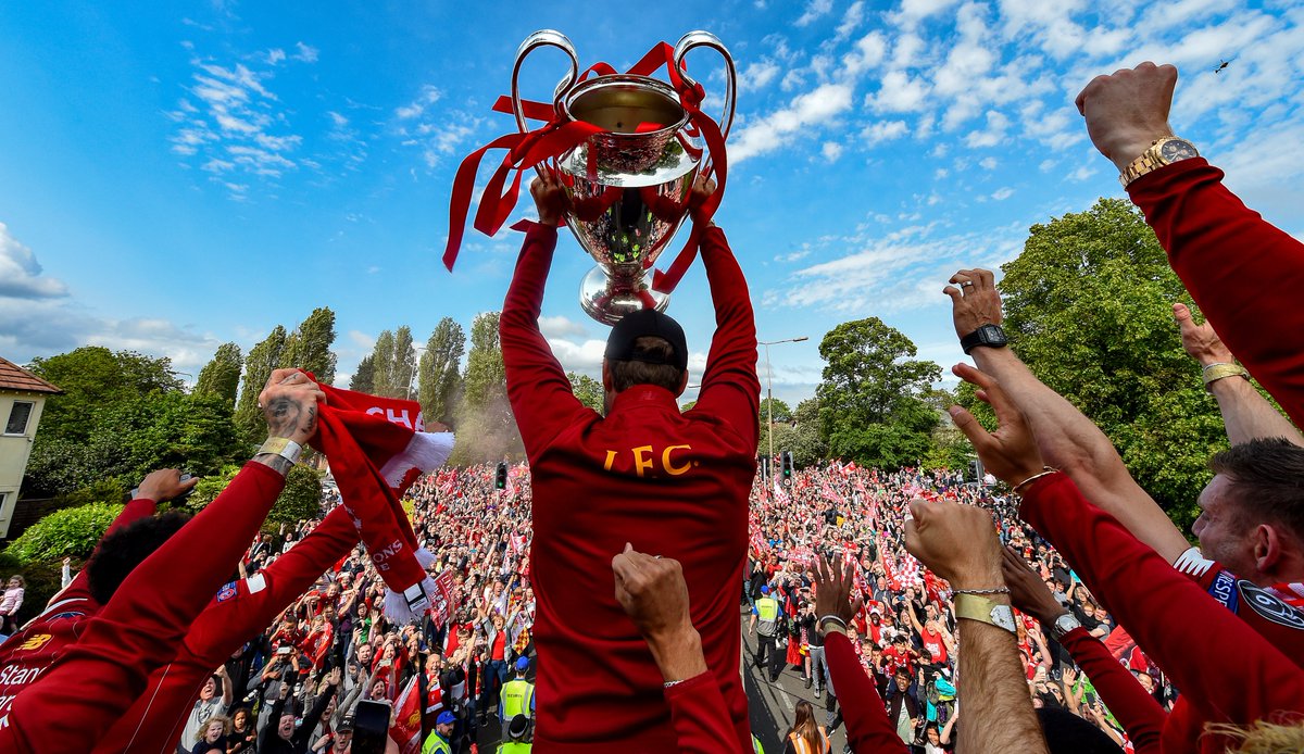 ChampionsLeague's tweet photo. 📅 #OTD last year, Liverpool celebrate number 6 🏆

#UCL | #OnThisDay https://t.co/YLbZFQCwJf