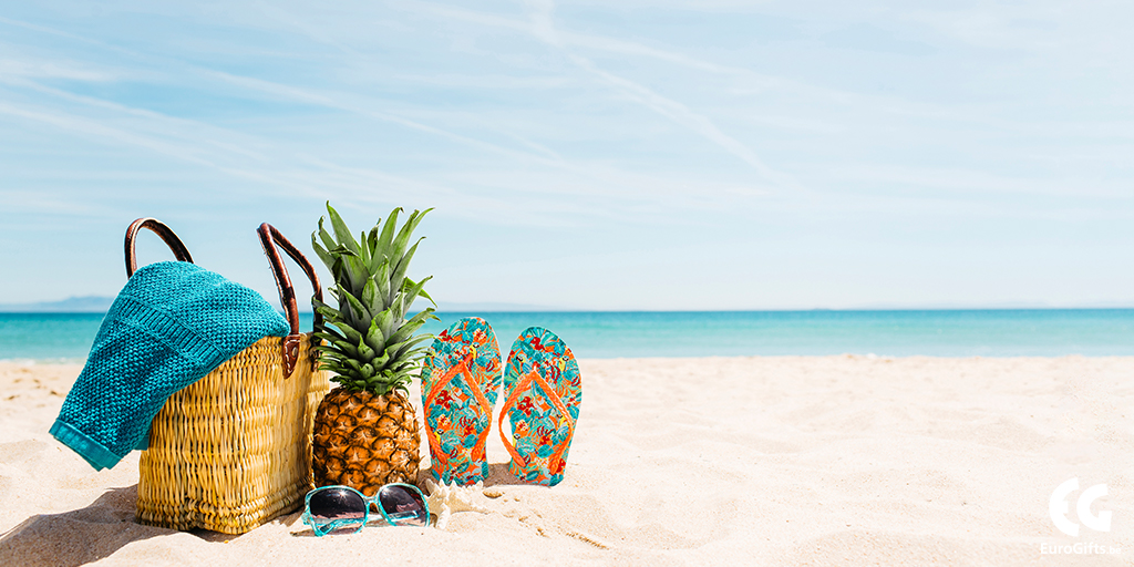 Op zoek naar gepaste post-corona #relatiegeschenken voor deze zomer ☀? Lees hier welke zomerse #gadgets u kan laten bedrukken met uw naam of logo 👉 euro.gifts/3dpJy6L.