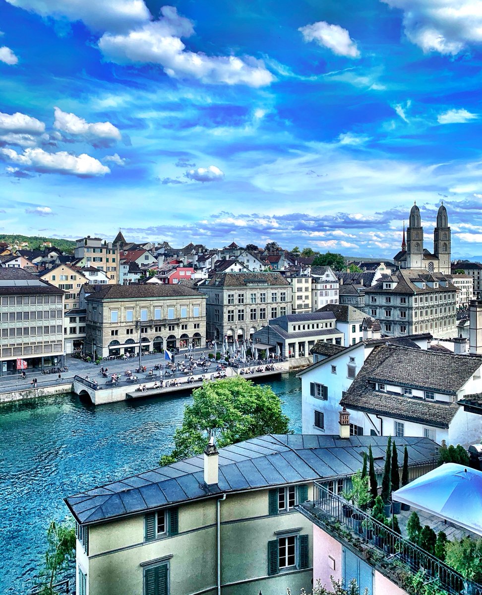 What a view!!! #visitzurich #zurich.switzerland #amazingswitzerland #switzerland_xplore #Switzerland_Vacations #hellozurich #zhwelt #blickheimat #amazingswitzerland  #myswitzerland #suissebook #switzerlandpictures