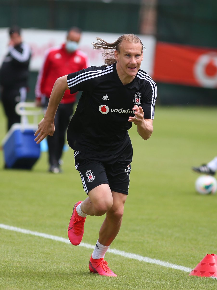 Besiktas tweet picture