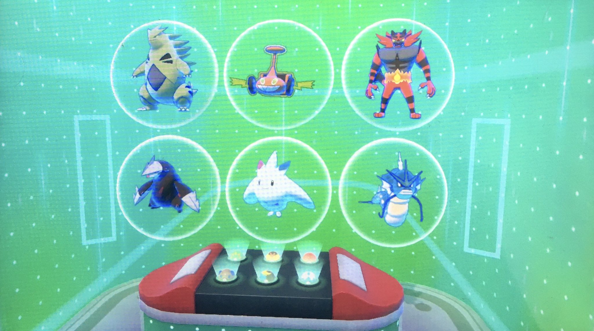 تويتر だびで على تويتر 使用構築はバンドリカトムキッスです ダブルバトル 使用構築はヤオガエン軸ヤーティですなｗｗｗas すなかき ボリュウズもとびはねる ギャラドスもありえないｗｗｗぺやっｗｗｗ ヤケモン剣盾 T Co Kuqsmbixcj