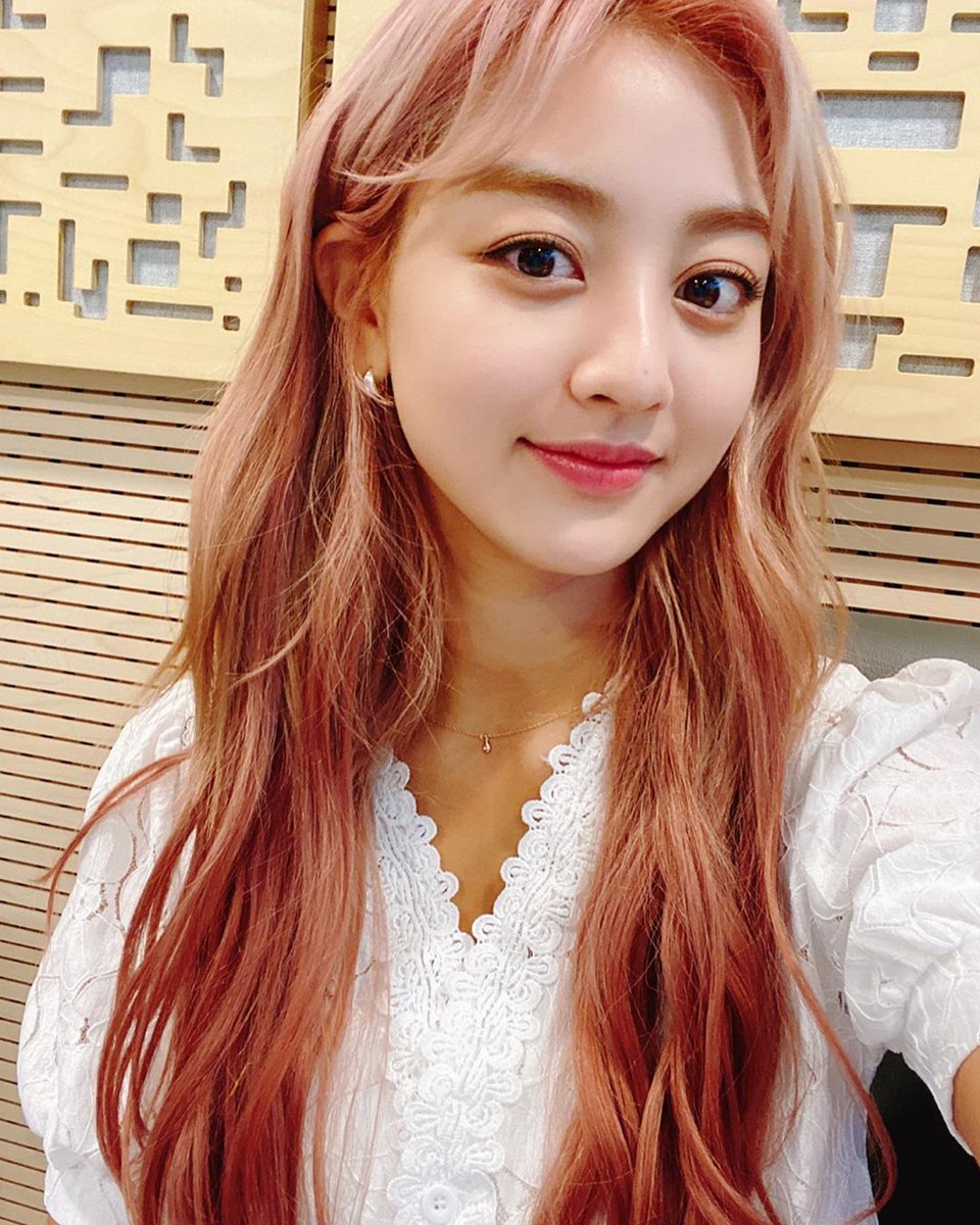 misayeon's tweet photo. TWICE's selcas on Power Time radio (extra photos posted by SBS) 📸 @JYPETWICE

Jeongyeon, Jihyo, Tzuyu, Chaeyoung
https://t.co/wTm2iLLfHo https://t.co/pzhn225F5E