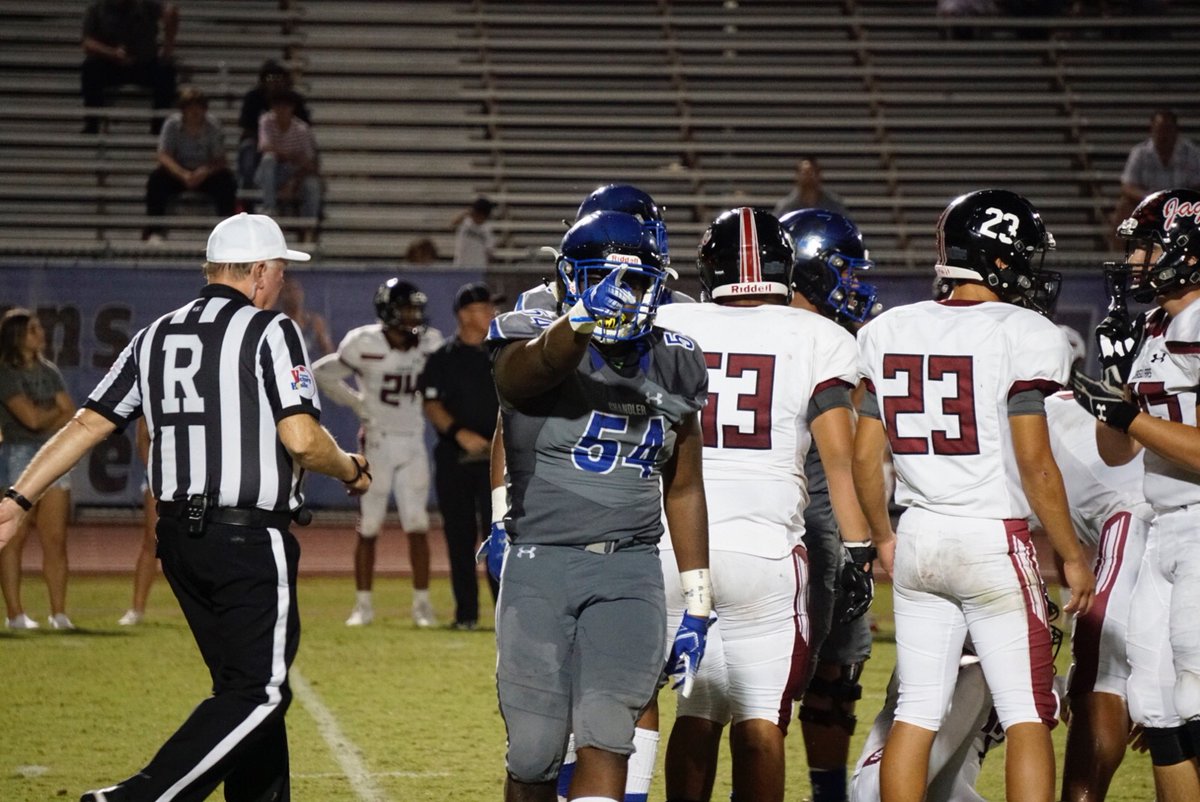 gridironarizona's tweet photo. Recruiting Page updated at https://t.co/c7C43jEE48 with a trio of D-I commits in the West.  Plus, 39 players received offers since last Thursday. https://t.co/lDgalwXIL3