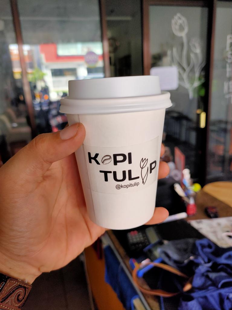 socku's tweet photo. Ngopi broo https://t.co/FSgRmqCw9Y