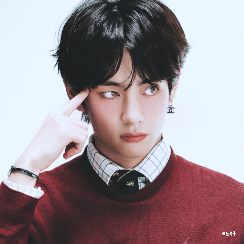 TwKcucherry's tweet photo. Будь собою – все остальные роли уже заняты.

#7YearsWithTaehyung #OurBelovedV #7withTete https://t.co/0AifARbzew