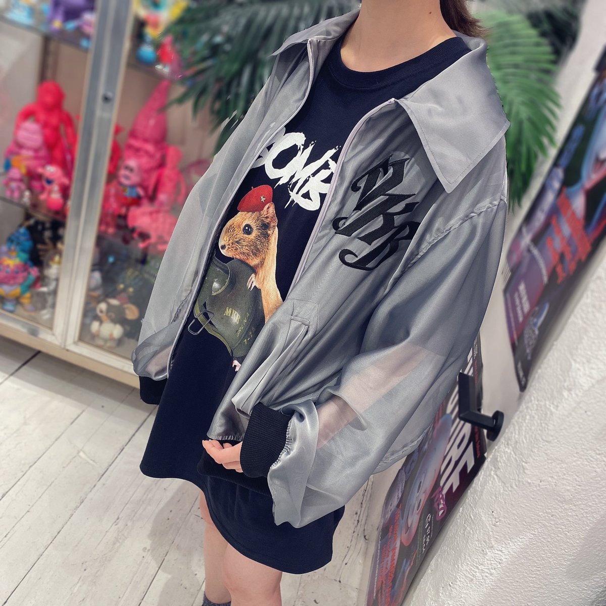 land_osaka's tweet photo. 【CRYSTAL BLOUSSON】
color：エメラルド/シルバー/ブラック
size：free

#milkboy
#landbymilkboy
#crystal 
#blousson 
#outer
#2020summer 
#umeda
#umedaest https://t.co/XmtiQ8WBgi