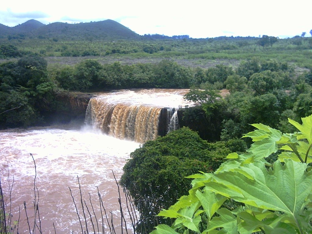 gampsonfranck's tweet photo. Chutes de la Vina
#Cameroun➡😱🌇💚❤💛
Welcome to #Cameroon
#237DaysTrip
#J133
#suivezleguide @ckomentmagazine @AdaMbita @ChouchouMpacko
ADAMAOUA
#totalchan2020 #NationBranding https://t.co/UFtRKDpwVG