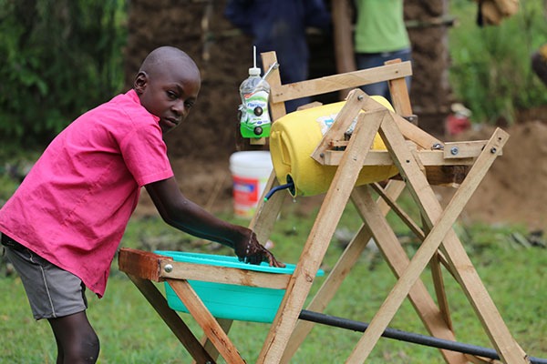 itsagneskagure's tweet photo. Young Stephen Wamukota is also among the inaugural recipients of the Presidential Uzalendo Award due to his handwashing innovation. Surely rewards and goodness know no demographic nor age boundaries when you do good.
Congratulations https://t.co/jaBelxOW4Z