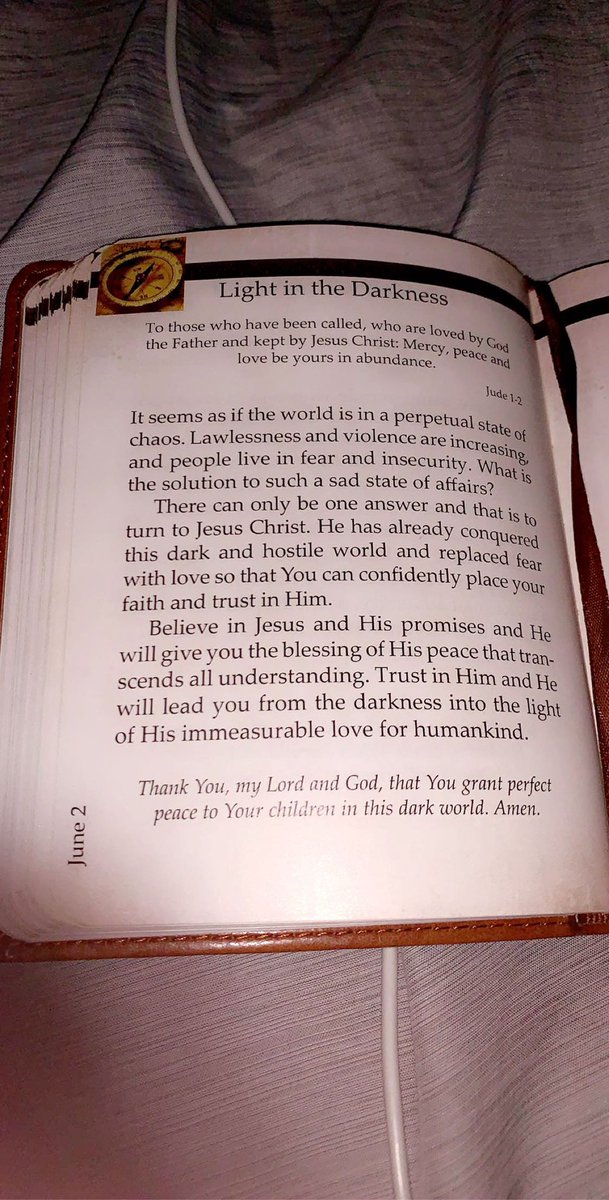 IanRS7's tweet photo. !! read this in my devotional today,, thought you should read it too https://t.co/4VBXGa3gHP