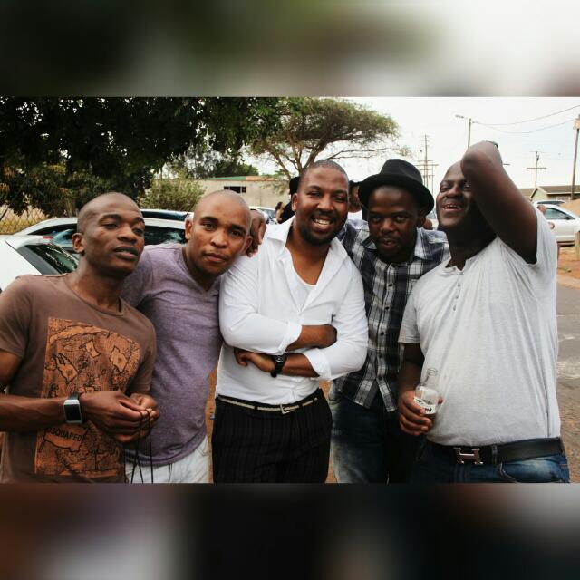 kingtuko_'s tweet photo. @dj_nqobzin @BhunuBrill_ @Cshebo_SA #SimunyeNRB https://t.co/Zfgi9Regqj