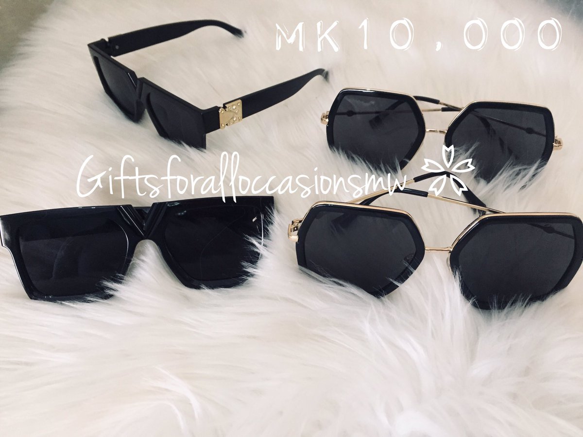 Giftsforallocc1's tweet image. #businessthread
Handbags - Mk45,000
Sling bags - Mk35,000
Waist bags- Mk10,000 
Ties,bow ties- MK5,000-8,000
Heels- MK35,000
Shades - mk5,000-mk10,000
Dm/ WA 0994001537/0886130138#thread🌸