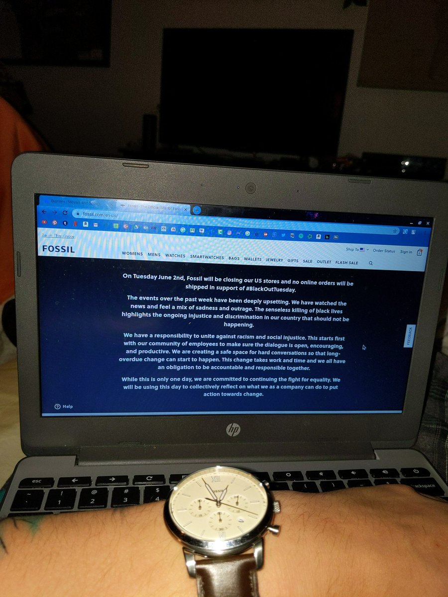 YeetBoyAJ's tweet photo. @Fossil Proud to own a Fossil https://t.co/IvppGwYOGe
