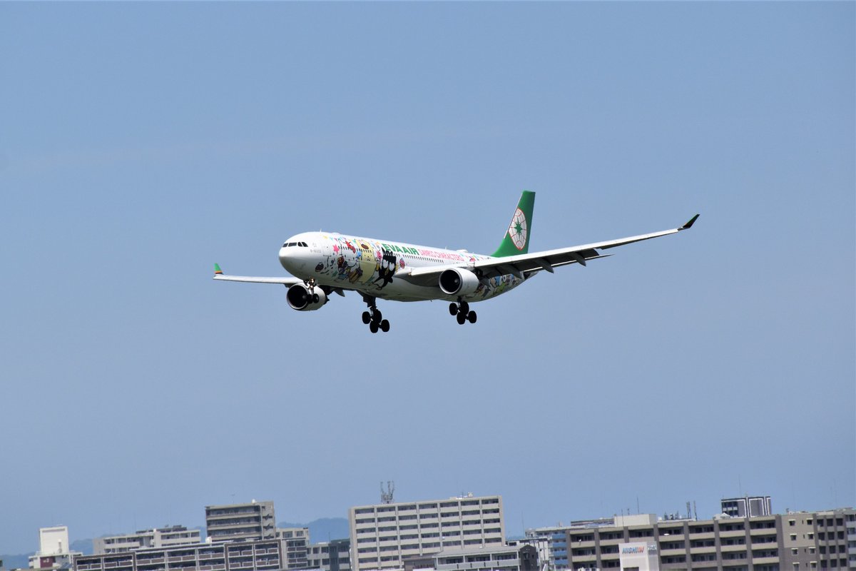 Pottan サンリオキャラクターです 06 02 福岡空港 飛行機好きな人と繋がりたい エバー航空 A330 300 写真好きな人と繋がりたい
