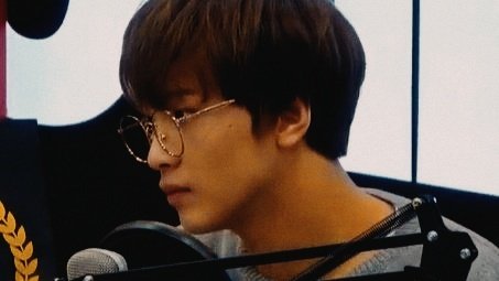 stilltyong's tweet photo. — last request —

: nct haechan x oc au
: si marie na humaharot pero laging may charot. si dingdong na aabante pero laging napapaatras. parehong may gustong sabihin pero hindi masabi-sabi... kasi friends lang sila. https://t.co/LYfIBuhRt1