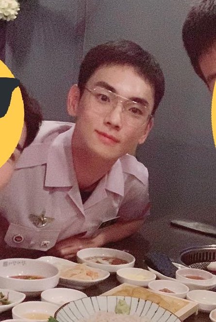 bbrightenup's tweet photo. Here's the thread about my other biases 😁
May be this info will make u know me better 🥺
I think i might have a fetishism for man in glasses because i really loves it when my biases wearing glasses lol 😂
My 1st ever bias since 2009!! Yes i stan him for 11 years now ❤ https://t.co/xTSZbAkEAV
