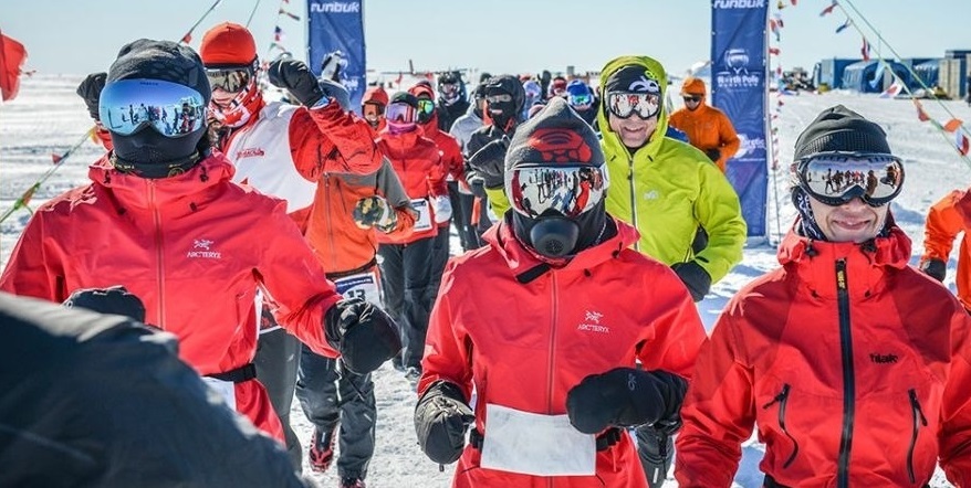 665mk11's tweet image. 13 декабря 2020 года запланирован старт знаменитого Ледового марафона, массового старта в районе антарктической базы Юнион Глетчер #альпинизм #восхождения #горы #марафон #антарктика