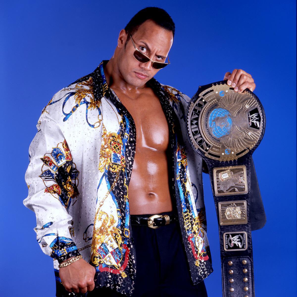 August 9 1999 - On Raw, The Rock would win his 5th WWF Championship by DQ after Chris Jericho attacked him as he was about to deliver the People’s Elbow. #WWE  #AlternateHistory