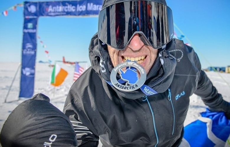 665mk11's tweet image. 13 декабря 2020 года запланирован старт знаменитого Ледового марафона, массового старта в районе антарктической базы Юнион Глетчер #альпинизм #восхождения #горы #марафон #антарктика