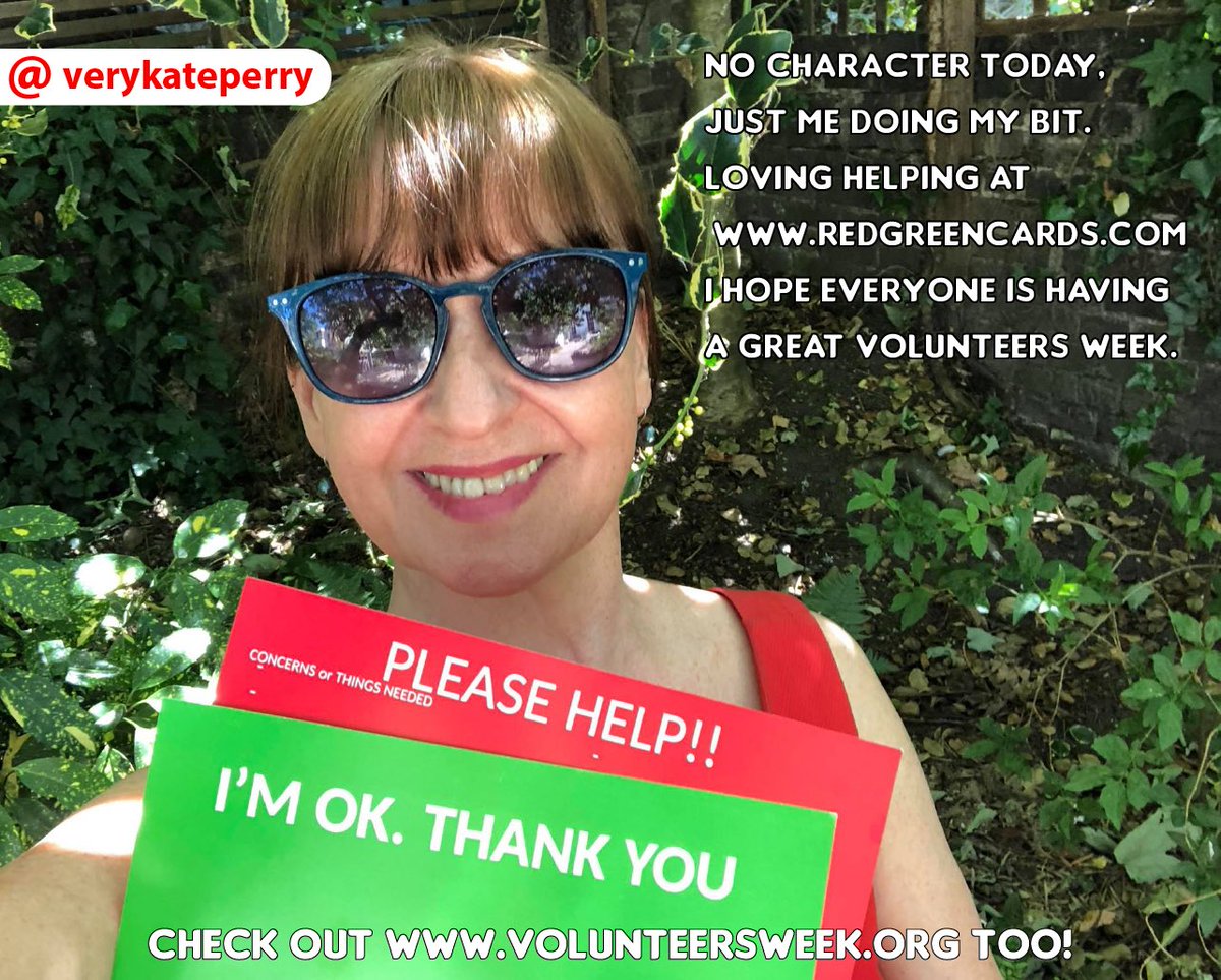 KP_in_persons's tweet photo. Great way to kick off the day delivering the red green cards. ⁦@PatelShilen⁩ ⁦@redgreencards⁩ #volunteer #community ⁦@ageuklondon⁩ ⁦@VolunteersWeek⁩ https://t.co/VnTYLGGvup