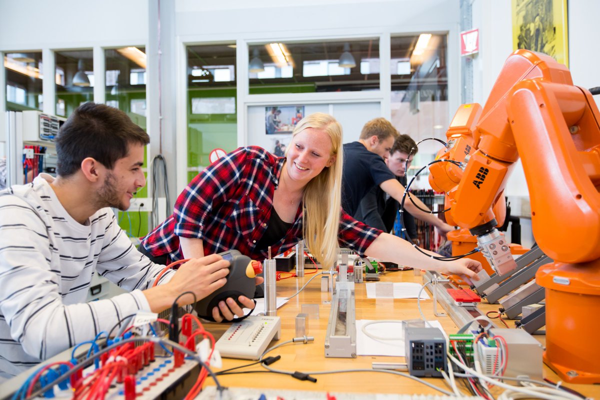 Zoek je actuele innovatieve vraagstukken voor je stage, een project of afstudeeropdracht? Kijk dan op de nieuwe intranetpagina TOI Onderzoeksprojecten van @Inholland. Daar vind je tientallen technische onderzoeksprojecten waar je aan mee kunt werken. ow.ly/Kc0l50zWpyV