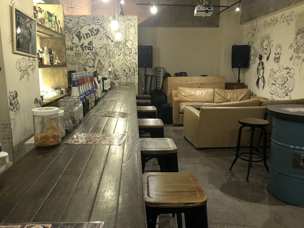 Binky Frog 千歳烏山のバー ビンキーフロッグ 本日もオープンします Binkyfrog 千歳烏山 Binky Frog 千歳烏山のバー ビンキーフロッグ 本日もオープンします Binkyfrog 千歳烏山